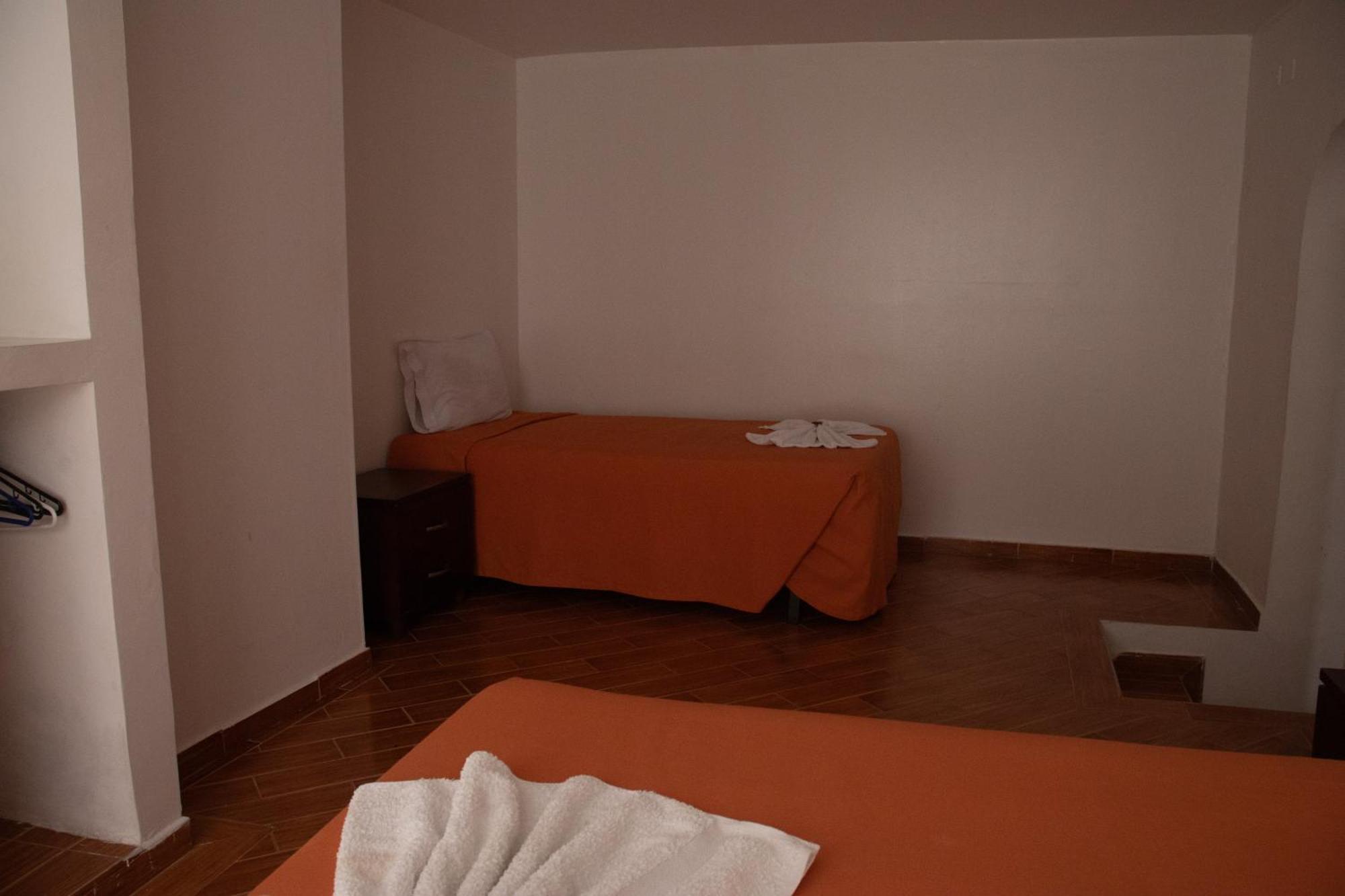 Hotel El Castillo Chinauta Εξωτερικό φωτογραφία