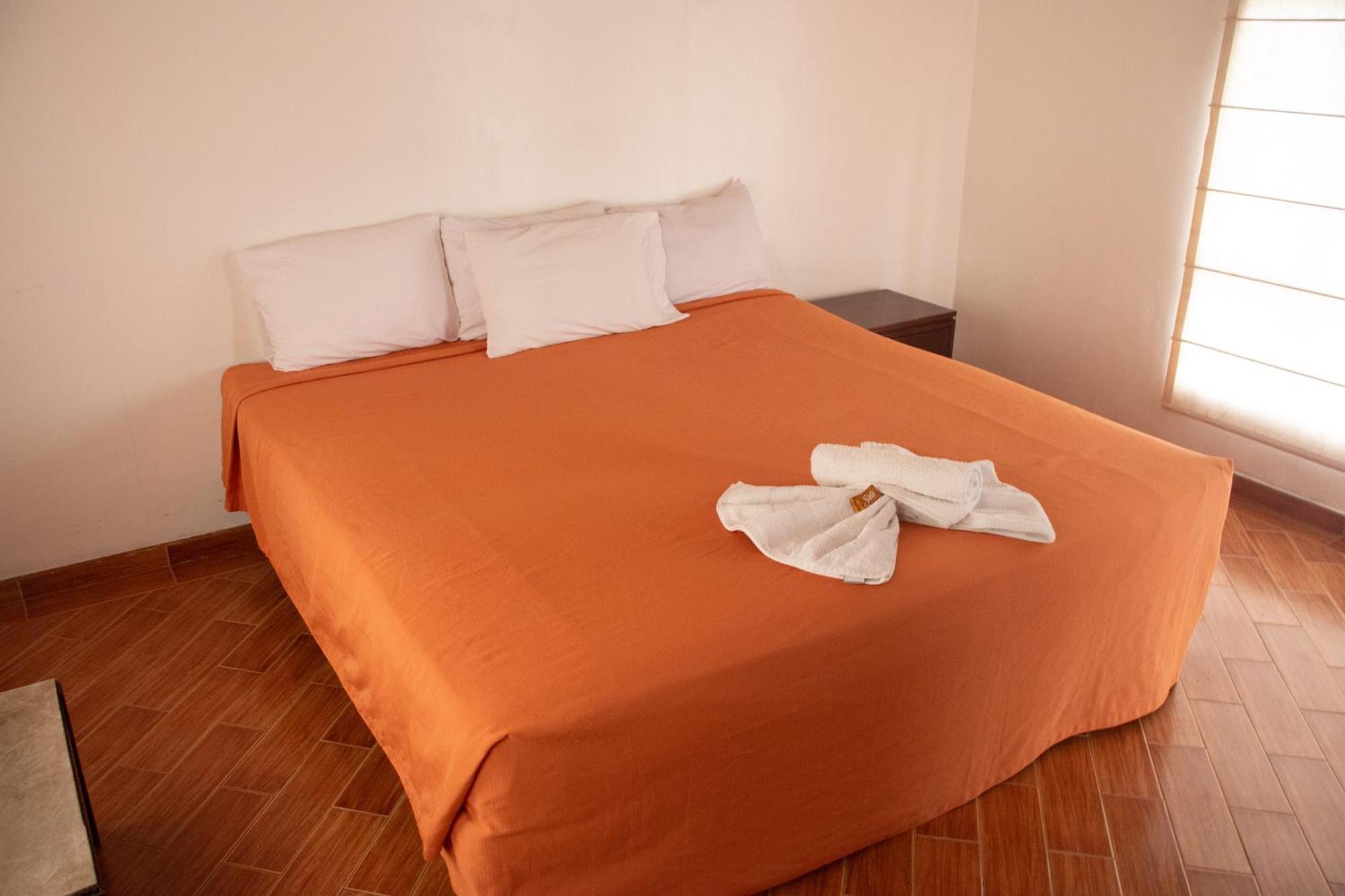 Hotel El Castillo Chinauta Εξωτερικό φωτογραφία